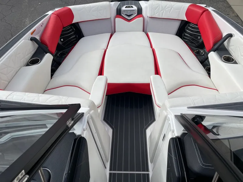 Slide: The Image of Nautique Super Air Nautique G25 Paragon 2023 - 11