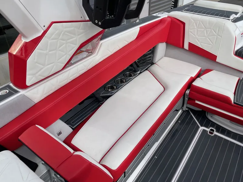 Slide: The Image of Nautique Super Air Nautique G25 Paragon 2023 - 7