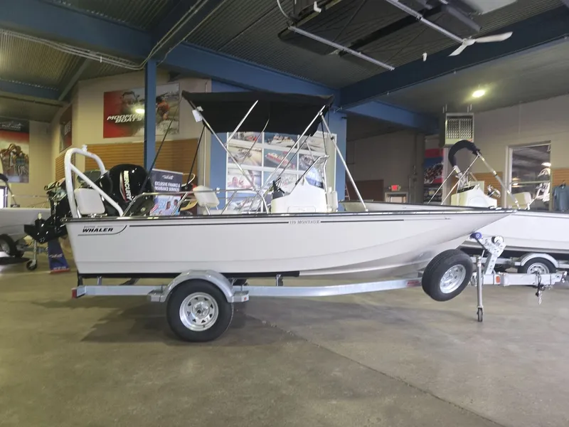 The Image of Boston Whaler 170 Montauk 2026 - 1