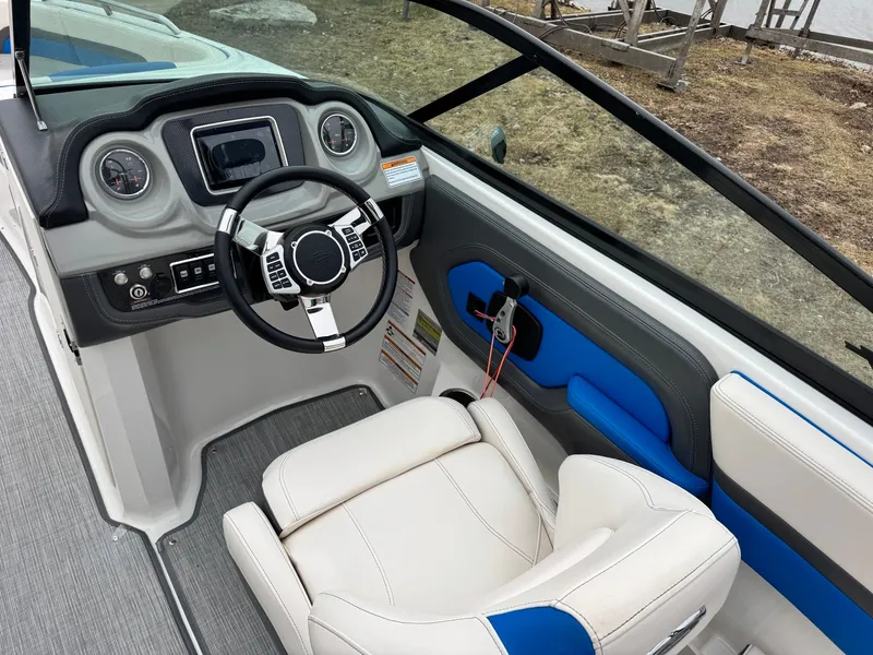 Slide: The Image of Chaparral Vortex 2430 VRX 2018 - 10