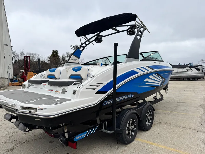Slide: The Image of Chaparral Vortex 2430 VRX 2018 - 4