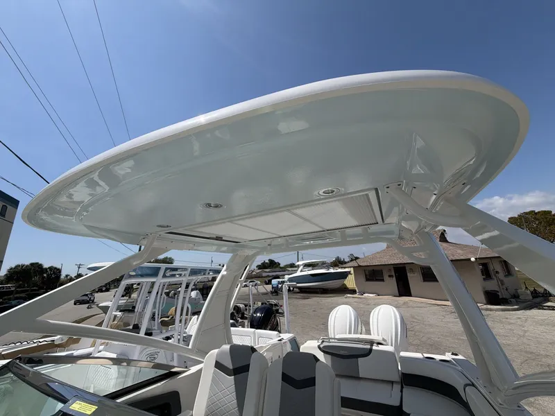 Slide: The Image of Chaparral 280 OSX 2022 - 3