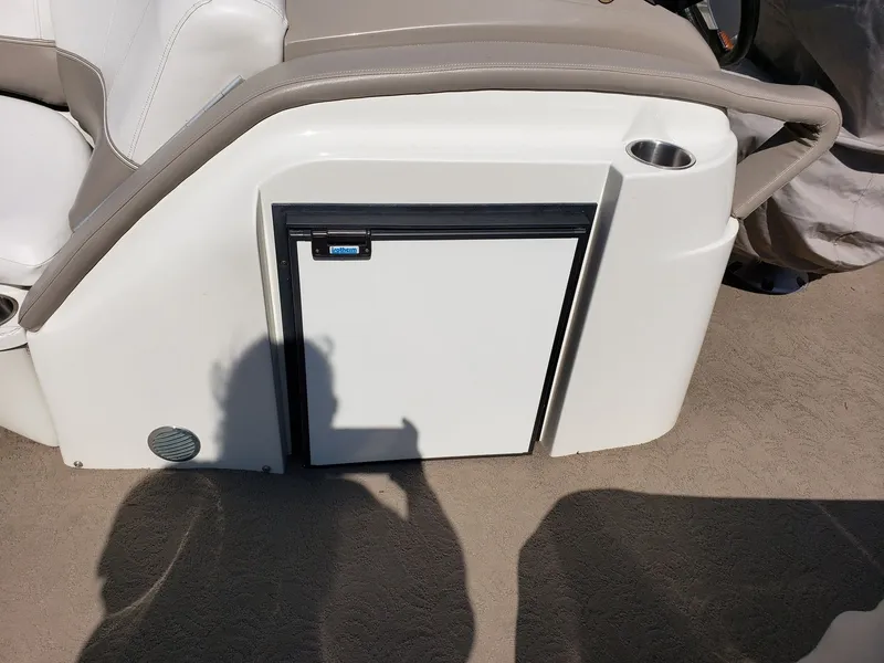 Slide: The Image of Harris 230 Royal Heritage 2006 - 10