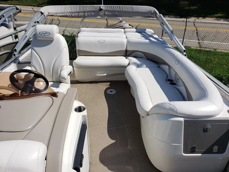 Slide: The Image of Harris 230 Royal Heritage 2006 - 13