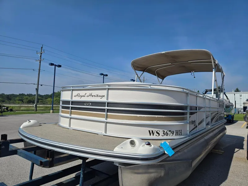 Slide: The Image of Harris 230 Royal Heritage 2006 - 3