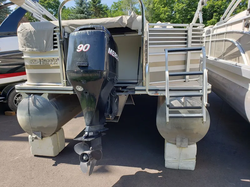 Slide: The Image of Harris 230 Royal Heritage 2006 - 5