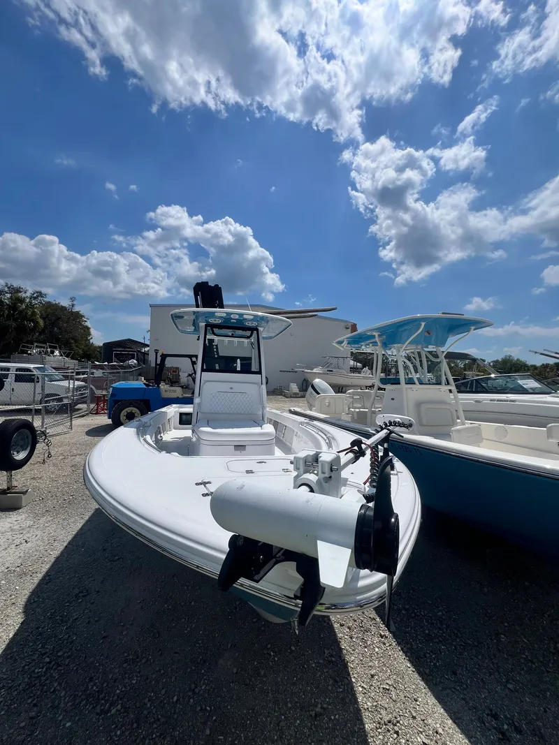 Slide: The Image of Sportsman Masters 247OE Bay Boat 2024 - 12