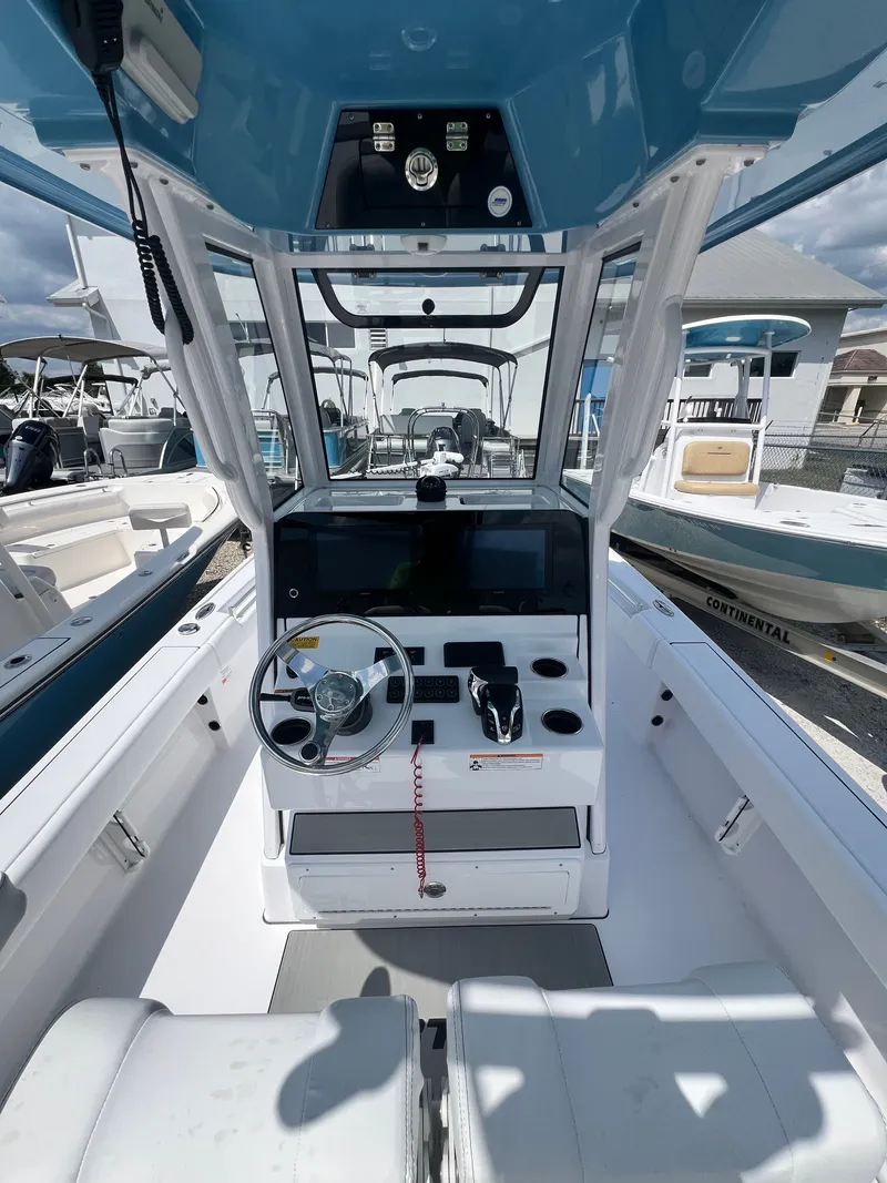 Slide: The Image of Sportsman Masters 247OE Bay Boat 2024 - 13