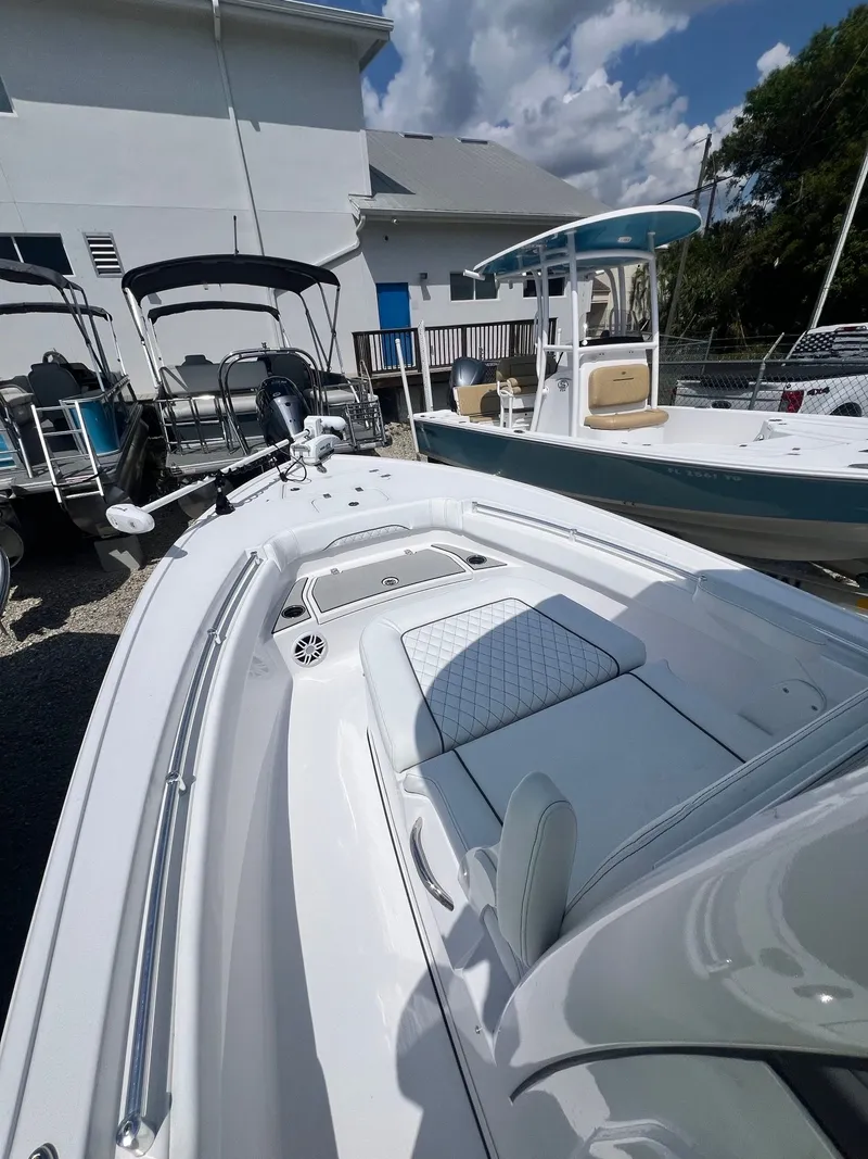 Slide: The Image of Sportsman Masters 247OE Bay Boat 2024 - 14