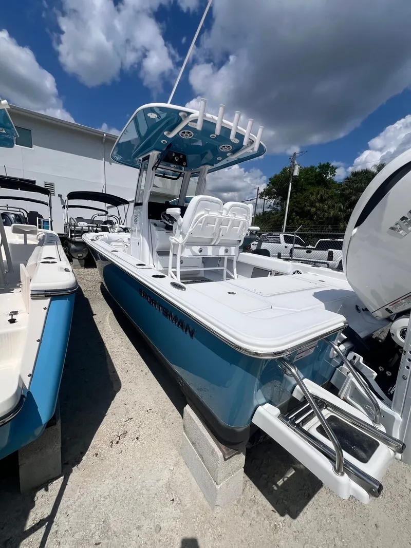 Slide: The Image of Sportsman Masters 247OE Bay Boat 2024 - 5