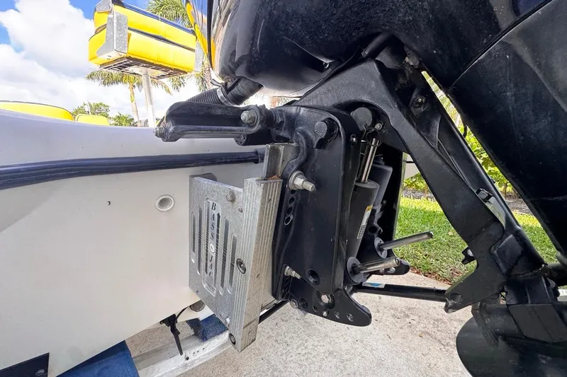 Slide: The Image of Outboard motor mount on 2005 Storm Boats Storm-High Performance vessel, featuring Bass Jack plate. - 34