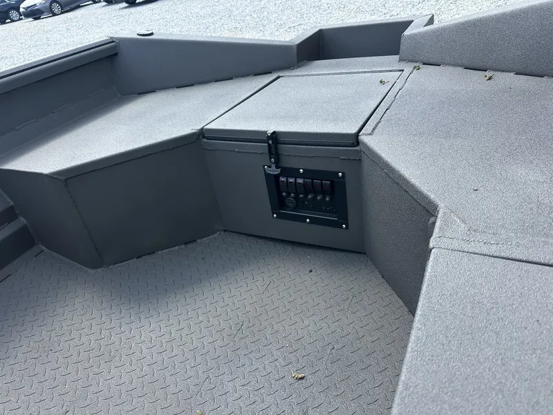 Slide: The Image of Reaper Boats 656 STEP TRANSOM 2026 - 5