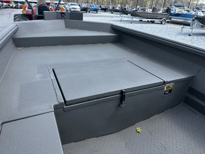 Slide: The Image of Reaper Boats 656 STEP TRANSOM 2026 - 7