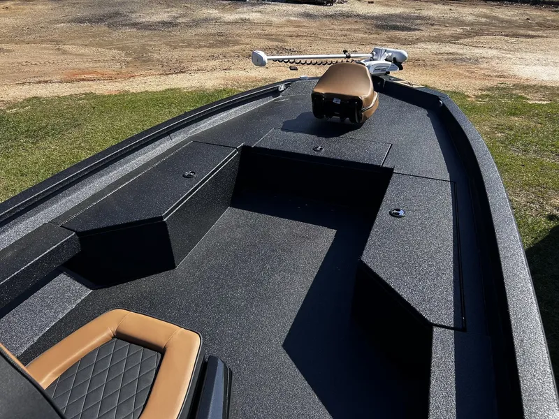 Slide: The Image of Xpress Hyper-Lift Bay Series H24B 2026 - 9