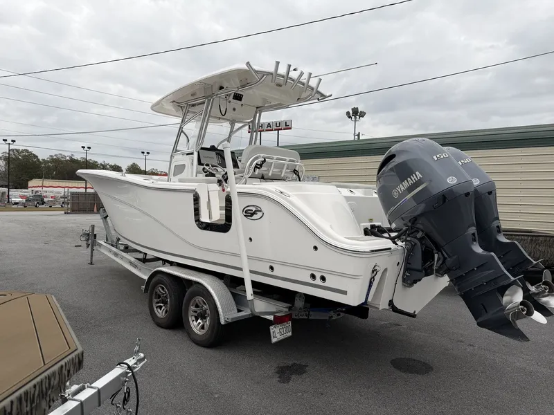 Slide: The Image of Sea Fox Commander 268 2021 - 3