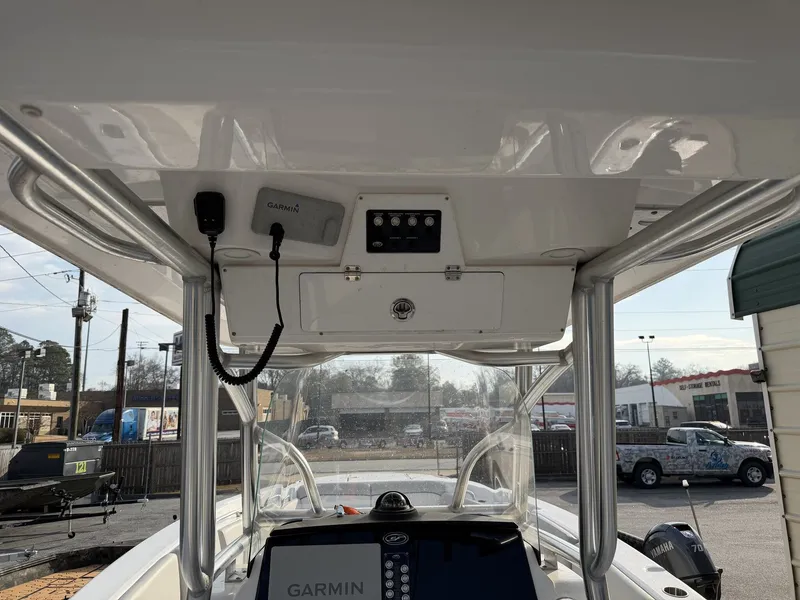 Slide: The Image of Sea Fox Commander 268 2021 - 4