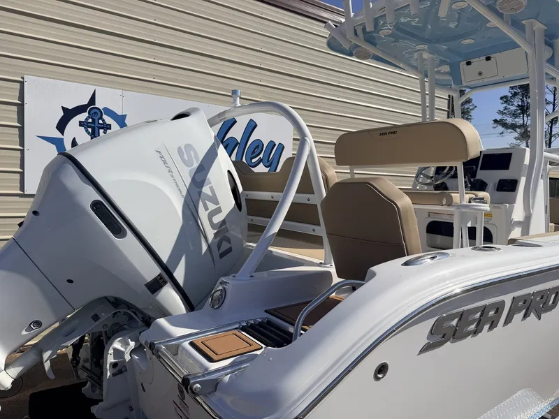 Slide: The Image of 2026 Sea Pro 225FLX Sandbar with Suzuki engine, modern design. - 3