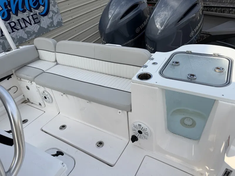 Slide: The Image of Sea Fox Commander 268 2021 - 7