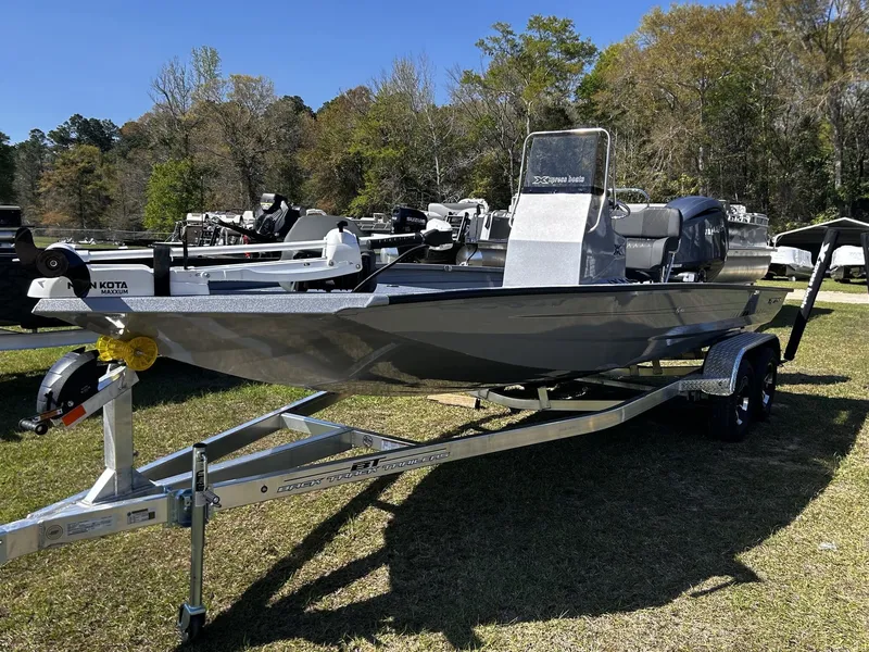 The Image of Xpress Hyper-Lift Bay Series 210 BAY-150HP 2026 - 1