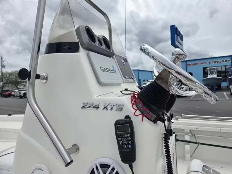 Slide: The Image of NauticStar 224 XTS 2014 - 6