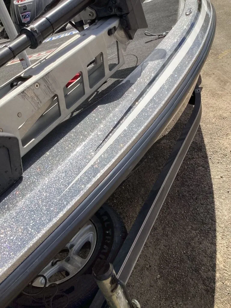 Slide: The Image of Skeeter FX20 2013 - 18