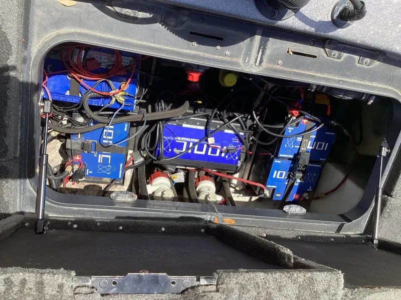 Slide: The Image of Skeeter FX20 2013 - 26