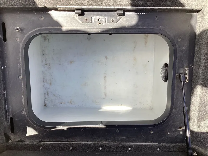 Slide: The Image of Skeeter FX20 2013 - 27