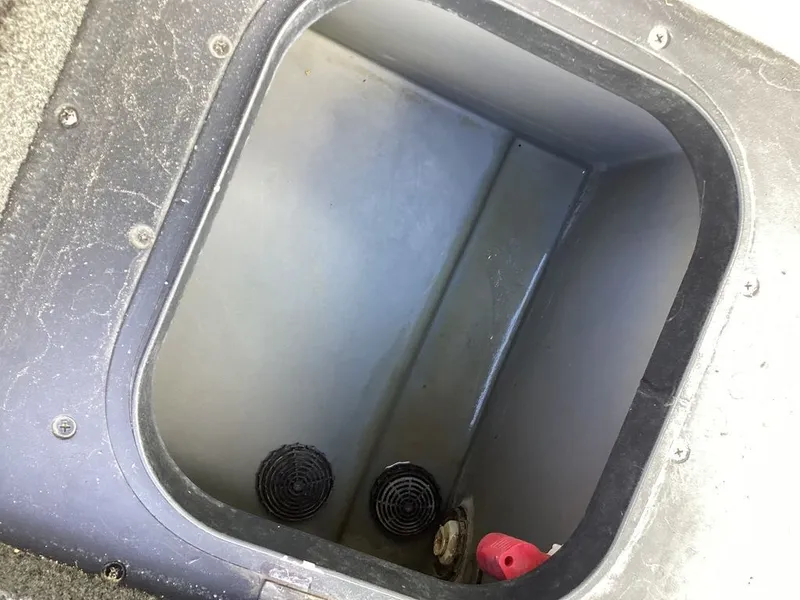 Slide: The Image of Skeeter FX20 2013 - 30