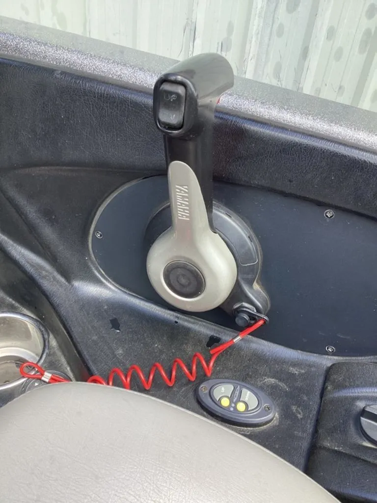 Slide: The Image of Skeeter FX20 2013 - 38