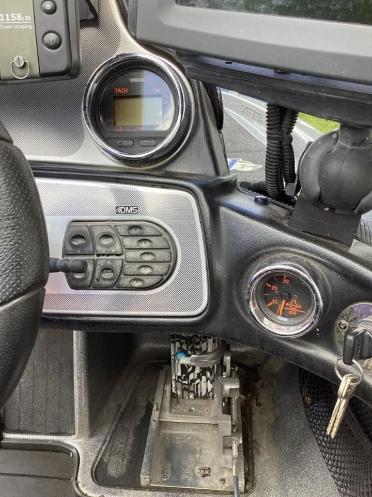 Slide: The Image of Skeeter FX20 2013 - 40