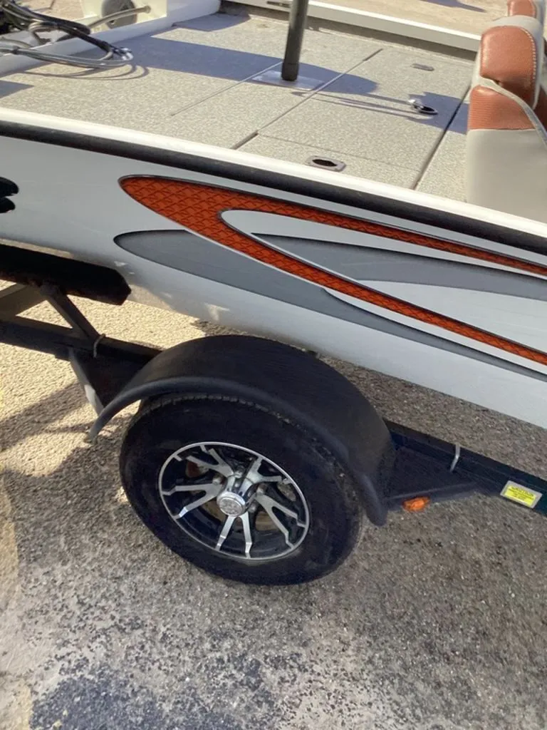 Slide: The Image of G3 Sportsman 1710 2021 - 19