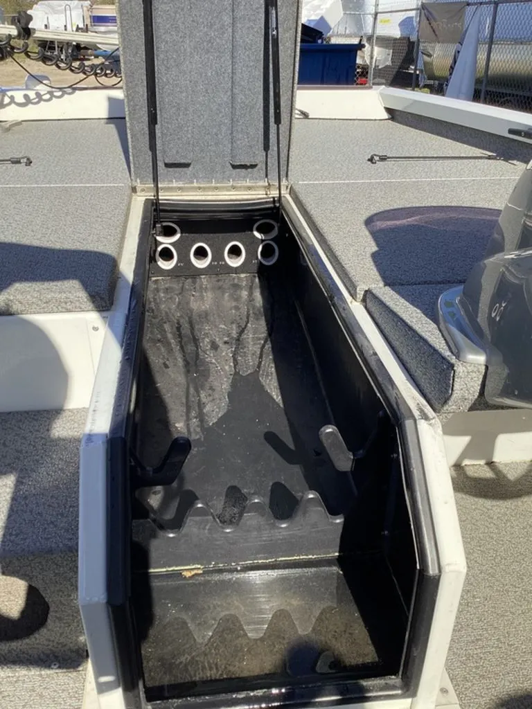 Slide: The Image of G3 Sportsman 1710 2021 - 42