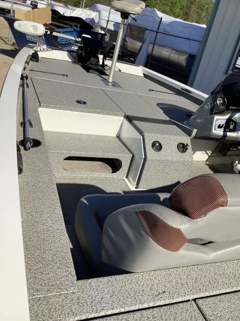 Slide: The Image of G3 Sportsman 1710 2021 - 9