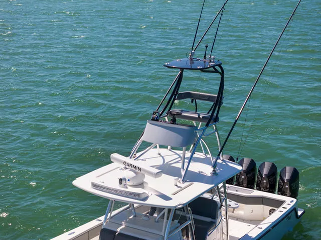 Slide: The Image of SeaVee 390Z 2021 - 25