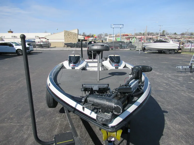 Slide: The Image of Ranger Z520C DC 2017 - 11