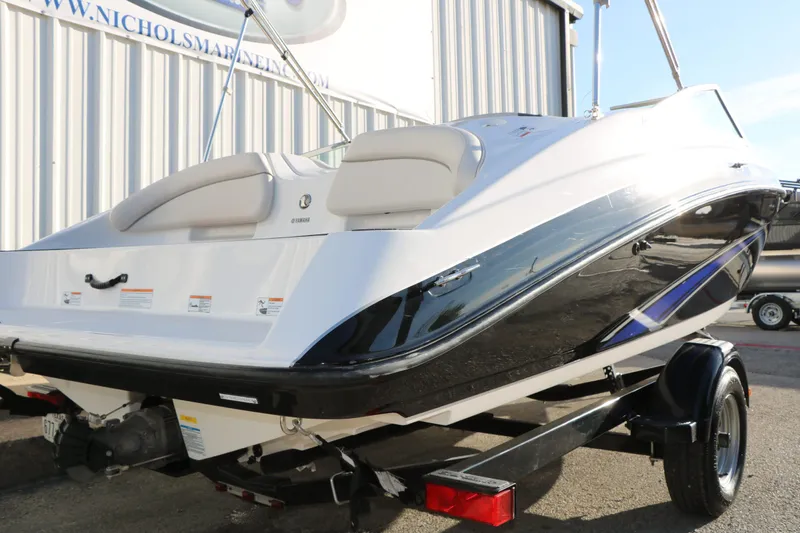 Slide: The Image of Yamaha SX190 2014 - 10