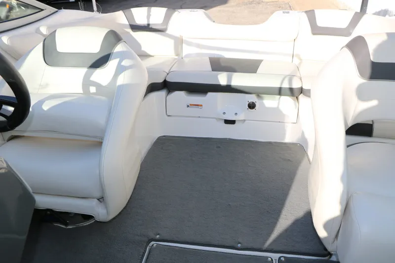 Slide: The Image of Yamaha SX190 2014 - 24