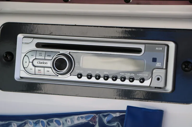 Slide: The Image of Yamaha SX190 2014 - 33