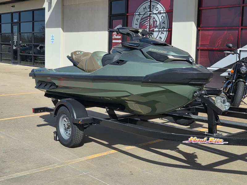 Slide: The Image of Sea-Doo GTX Limited 300 2022 - 2