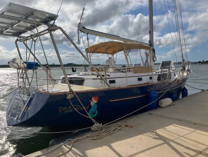 The Image of Endeavour 42 1983 - 0