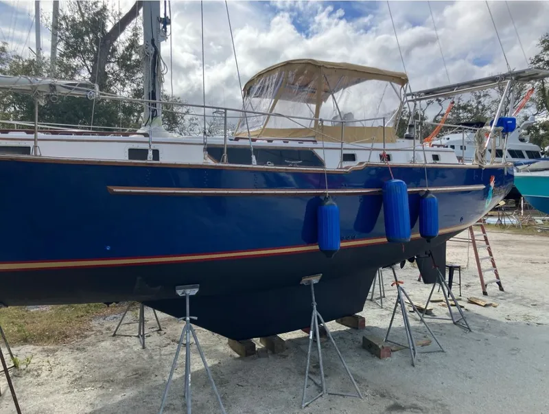 Slide: The Image of Endeavour 42 1983 - 2