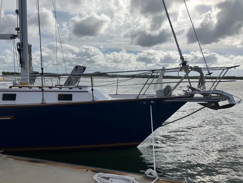 Slide: The Image of Endeavour 42 1983 - 6