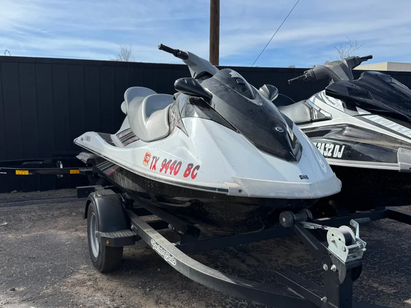 The Image of Yamaha WAVERUNNER 2010 - 1
