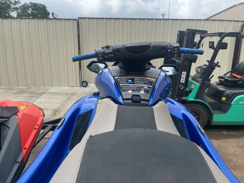 Slide: The Image of Yamaha FX Cruiser SVHO 2020 - 4