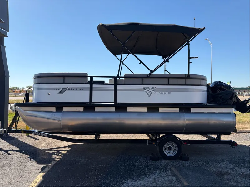 The Image of Misty Harbor DEL MAR 18C 2022 - 1