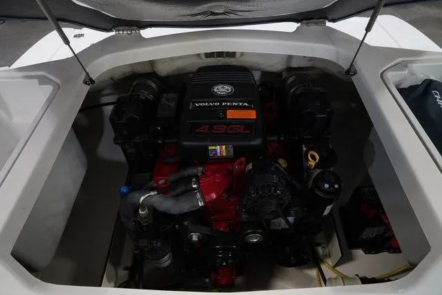 Slide: The Image of Chaparral 186 SSi 2010 - 19