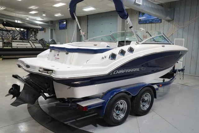 Slide: The Image of Chaparral 186 SSi 2010 - 6