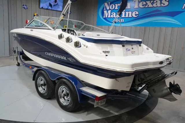 Slide: The Image of Chaparral 186 SSi 2010 - 8