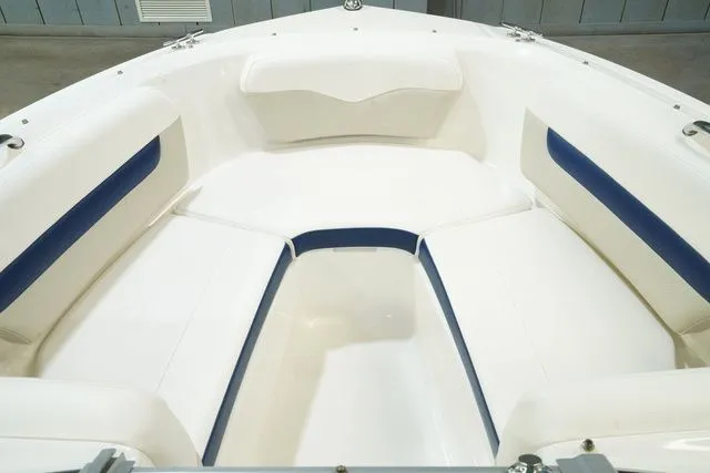 Slide: The Image of Chaparral 186 SSi 2010 - 9