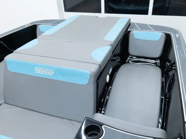 Slide: The Image of Heyday Wake Boats WT-2 2018 - 12